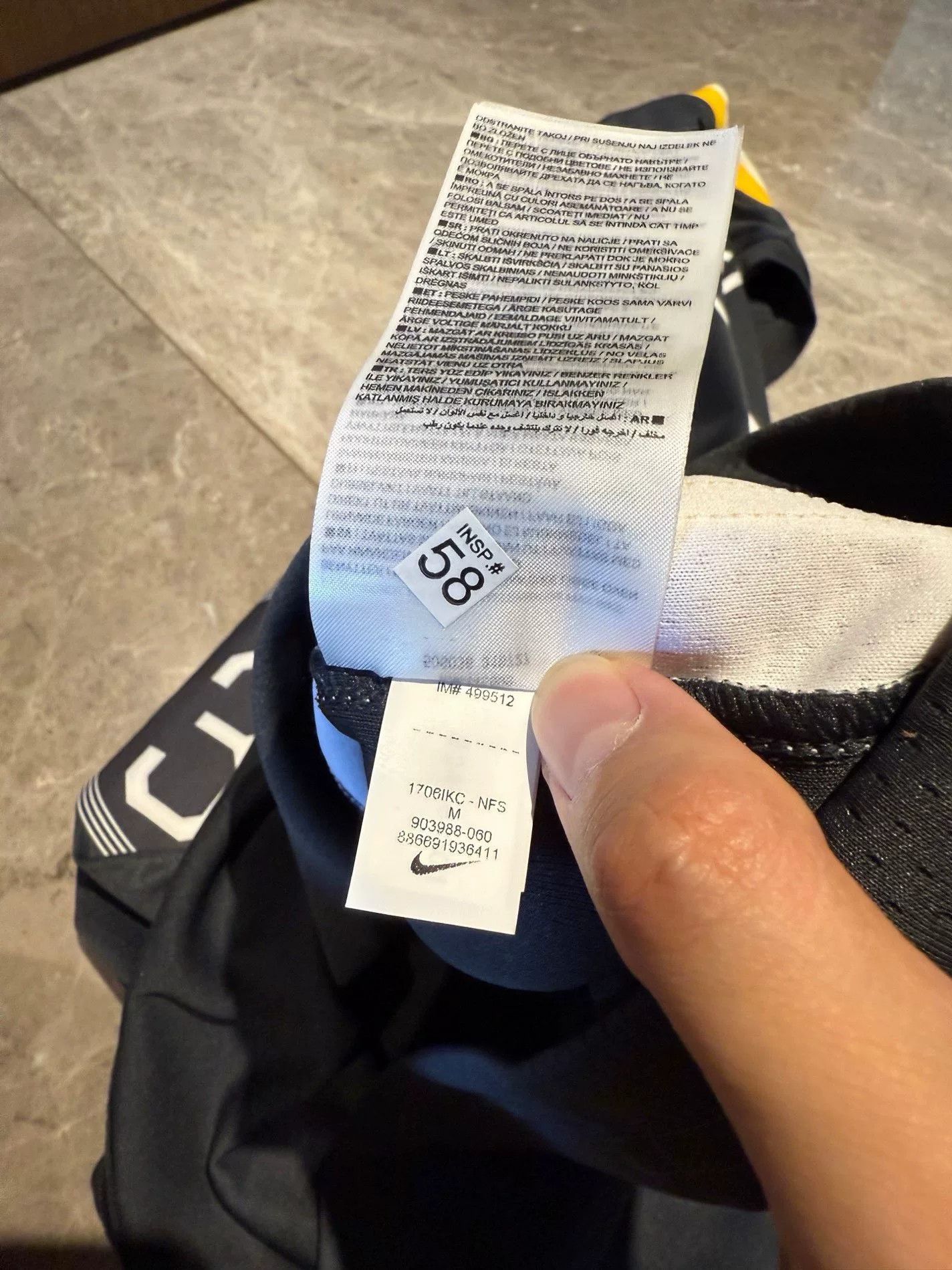 Nike Nike Black Jersey M Men Size US M / EU 48-50 / 2 - 6 Thumbnail