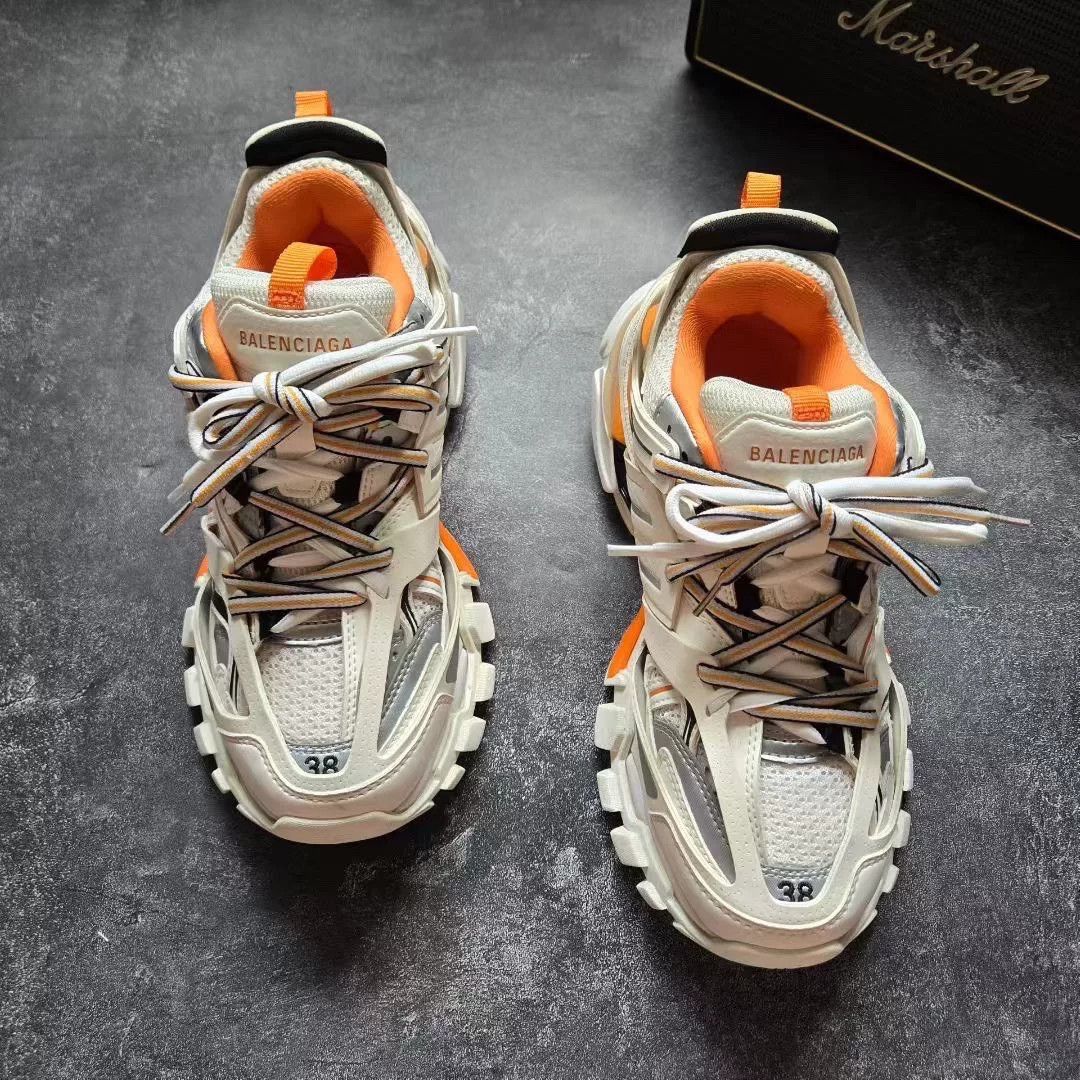Balenciaga Balenciaga White Lowtop Sneakers 38 Women Size US 7.5 / IT 37.5 - 3 Thumbnail