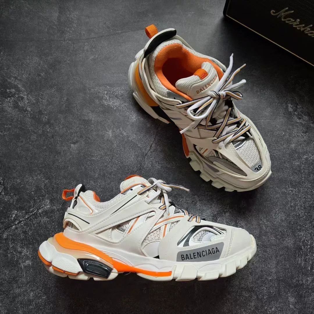 Balenciaga Balenciaga White Lowtop Sneakers 38 Women Size US 7.5 / IT 37.5 - 5 Thumbnail