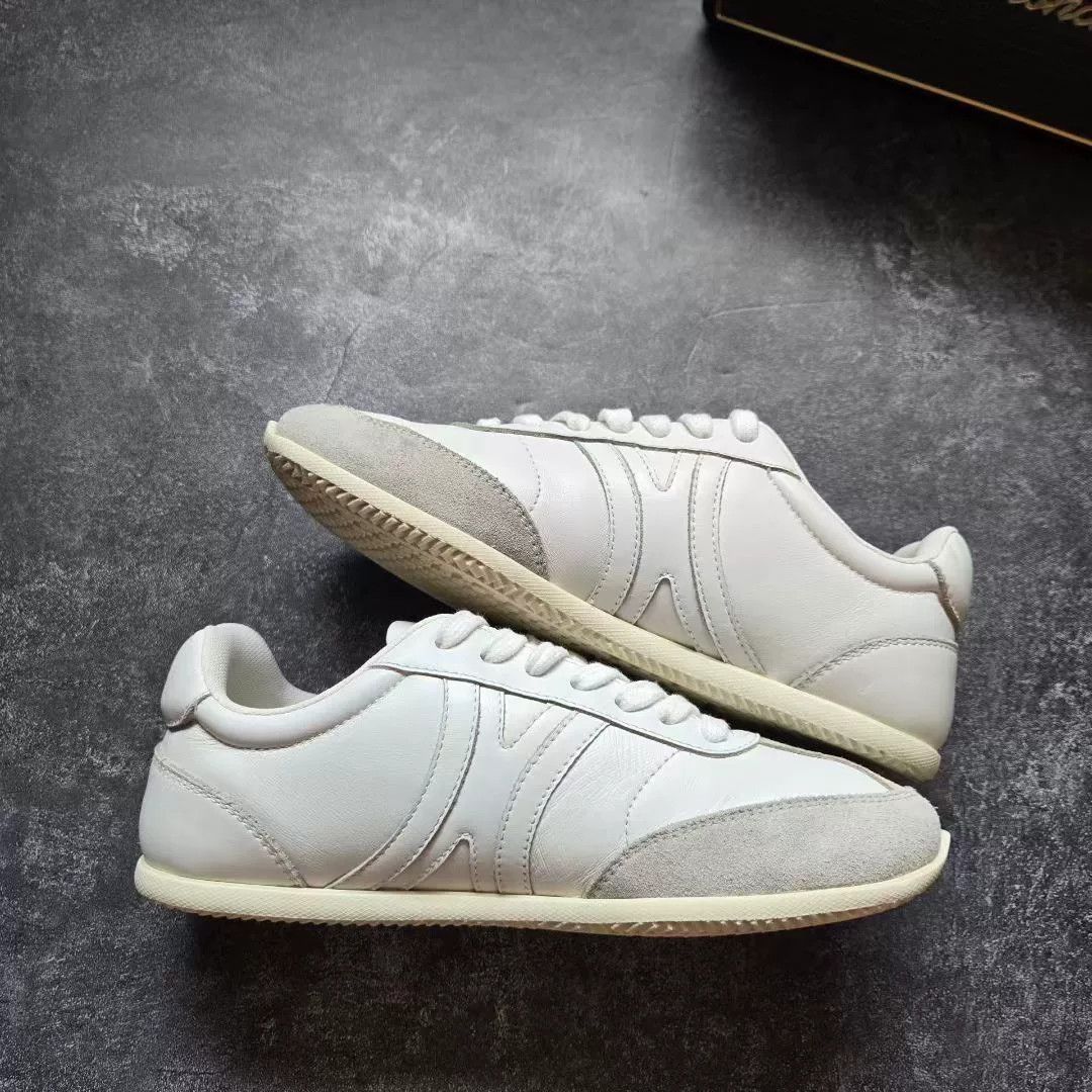 Celine Celine White Lowtop Sneakers 24 Women Size US 8 / IT 38 - 2 Thumbnail