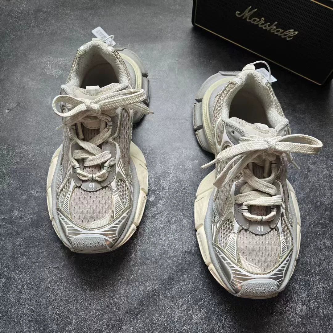 Balenciaga Balenciaga Beige Lowtop Sneakers XXXL Men Size US 10 / EU 43 - 3 Thumbnail