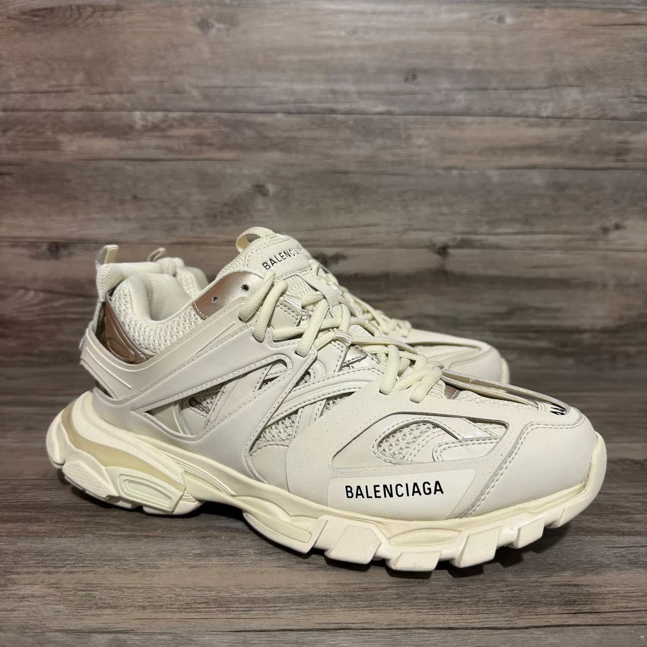 Balenciaga Balenciaga White Lowtop Sneakers 44 Men Size US 10.5 / EU 43-44 - 2 Thumbnail