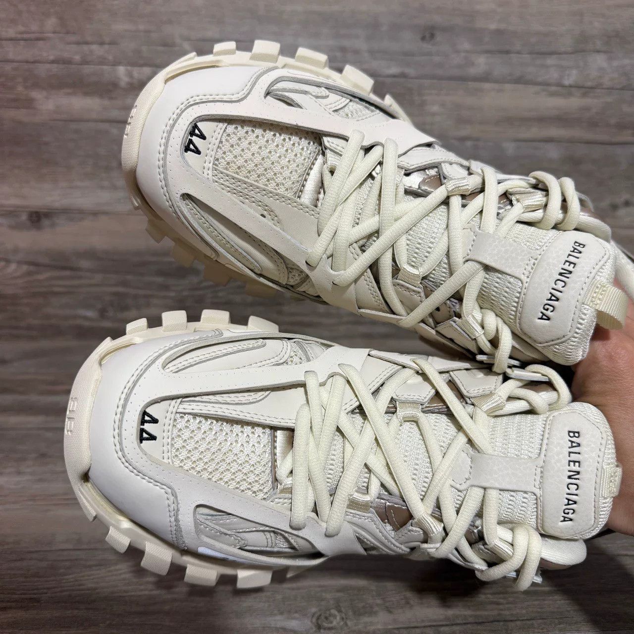 Balenciaga Balenciaga White Lowtop Sneakers 44 Men Size US 10.5 / EU 43-44 - 5 Thumbnail
