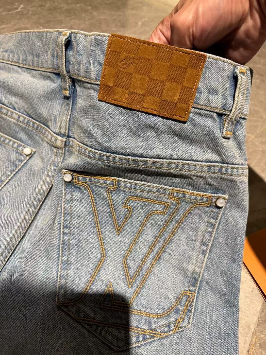 Louis Vuitton Louis Vuitton Denim Gold Denim Jeans 25 Men Size US 32 / EU 48 - 6 Thumbnail