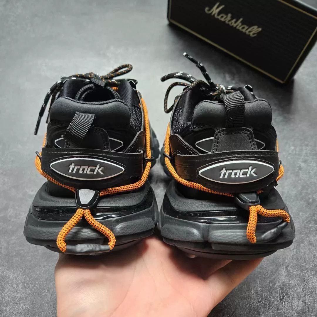 Balenciaga Balenciaga Black Lowtop Sneakers 40 Men Size US 7.5 / EU 40-41 - 9 Thumbnail