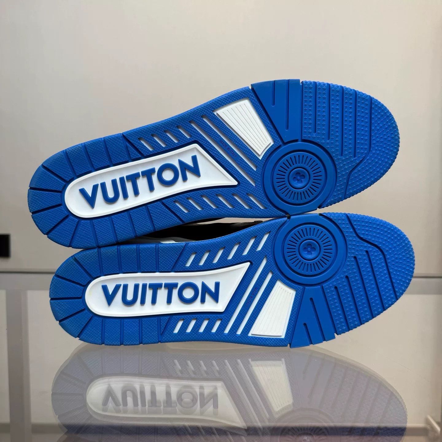 Louis Vuitton Louis Vuitton Training Lowtop Sneakers 44 Men Size US 10.5 / EU 43-44 - 7 Thumbnail