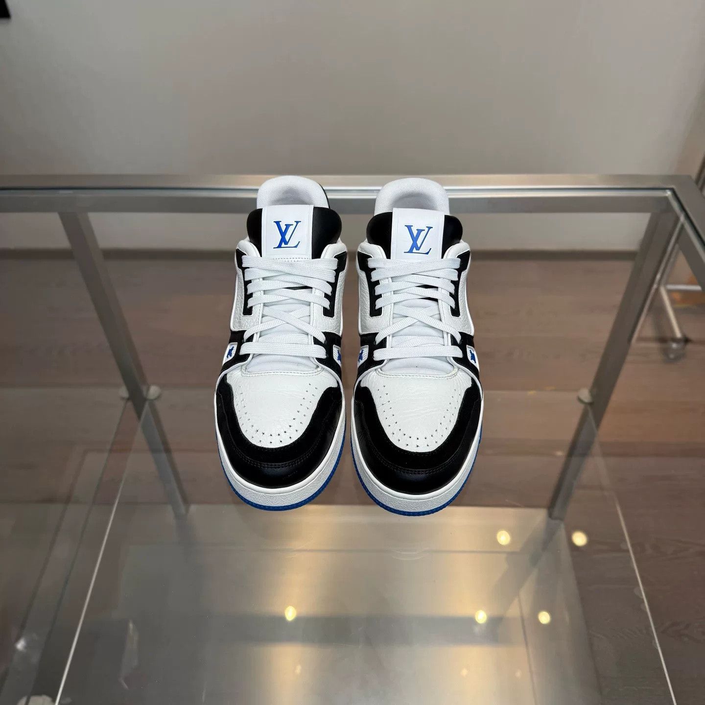 Louis Vuitton Louis Vuitton Training Blue Lowtop Sneakers 41 Men Size US 8.5 / EU 41-42 - 5 Thumbnail