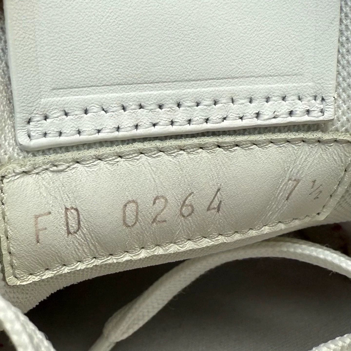 Louis Vuitton Louis Vuitton Training Blue Lowtop Sneakers 41 Men Size US 8.5 / EU 41-42 - 8 Thumbnail