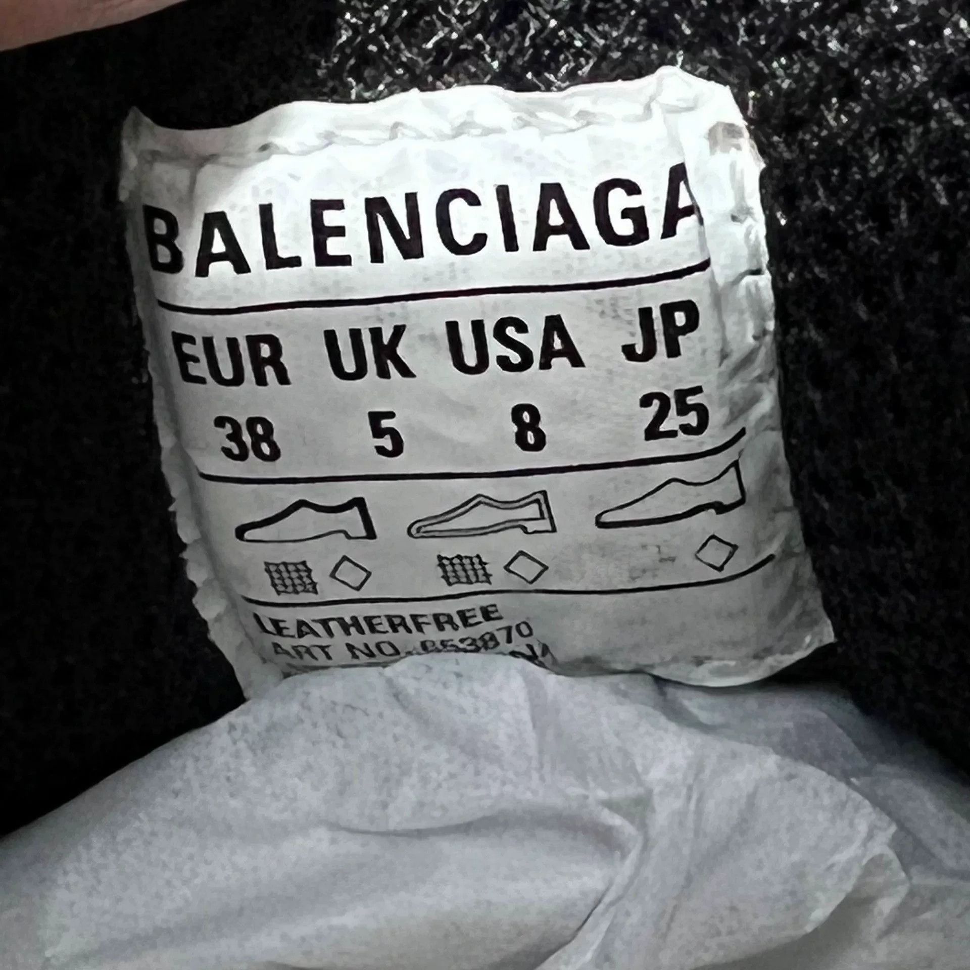 Balenciaga Balenciaga Pink Lowtop Sneakers 38 Women Size US 7.5 / IT 37.5 - 8 Thumbnail