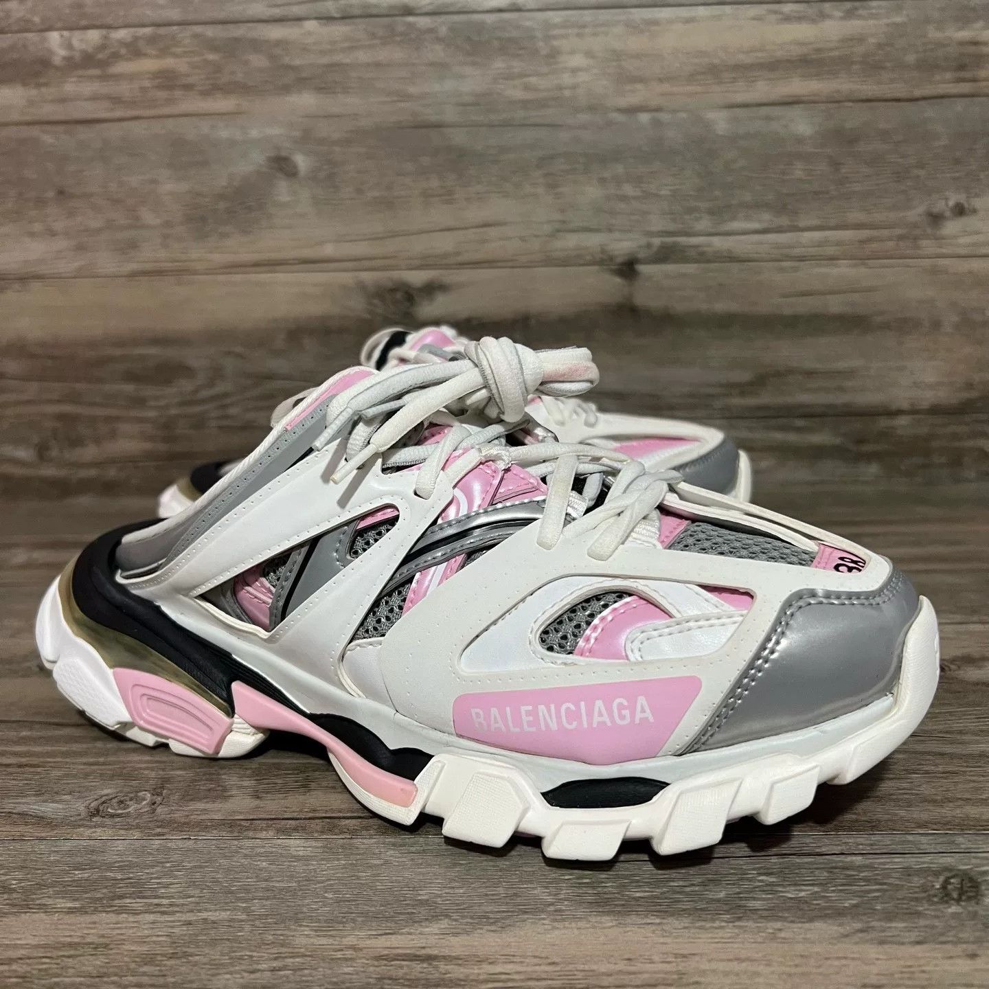 Balenciaga Balenciaga Pink Sandals 38 Women Size US 7.5 / IT 37.5 - 3 Thumbnail