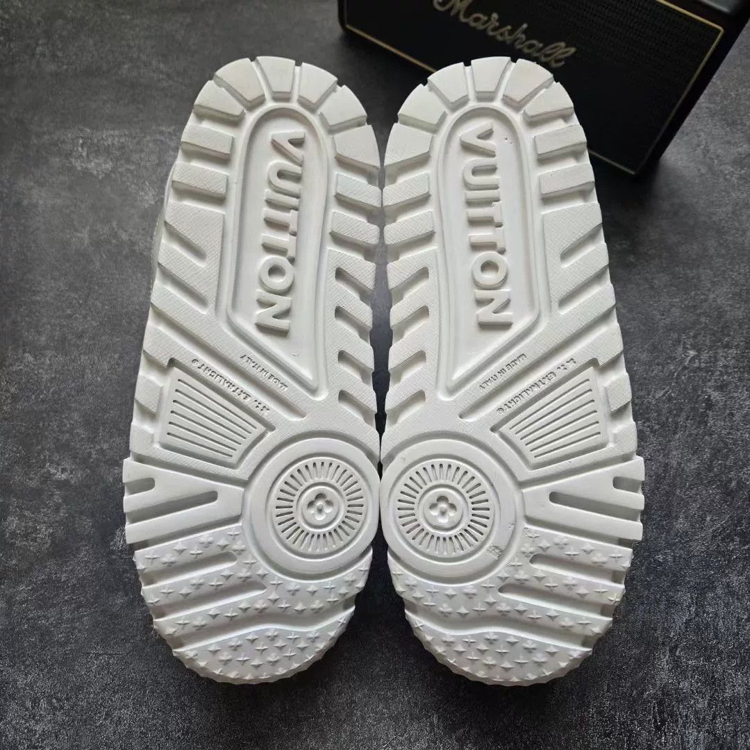 Louis Vuitton Louis Vuitton Training White Lowtop Sneakers 41 Men Size US 8.5 / EU 41-42 - 7 Thumbnail
