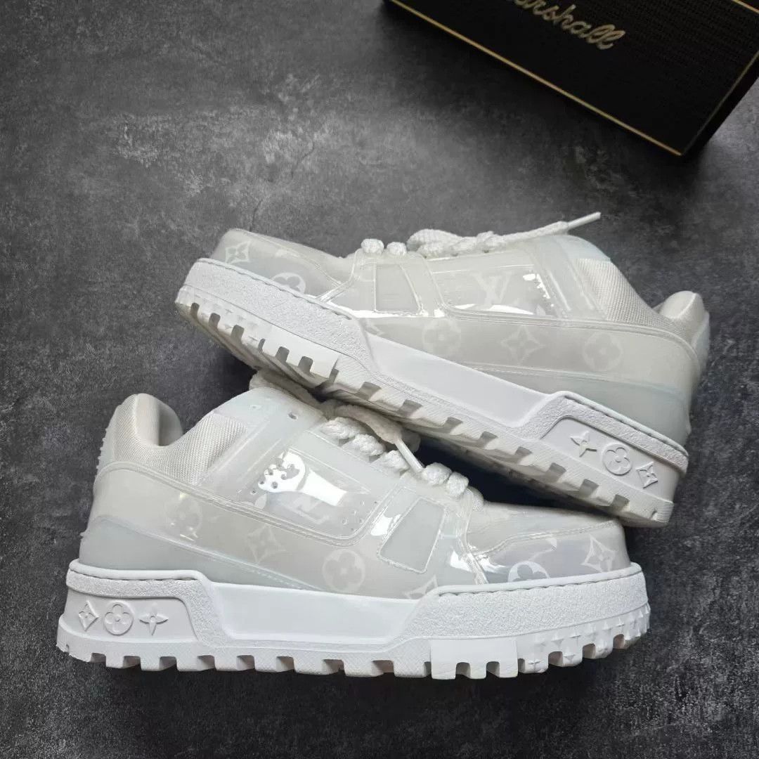 Louis Vuitton Louis Vuitton Training White Lowtop Sneakers 41 Men Size US 8.5 / EU 41-42 - 1 Thumbnail