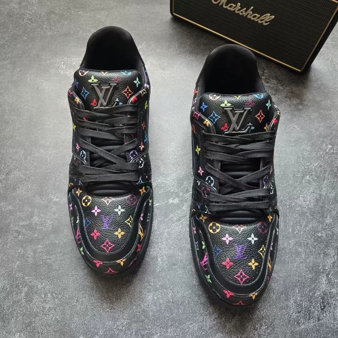 Louis Vuitton Louis Vuitton Training Black Lowtop Sneakers 9 Men Size US 9 / EU 42 - 3 Thumbnail
