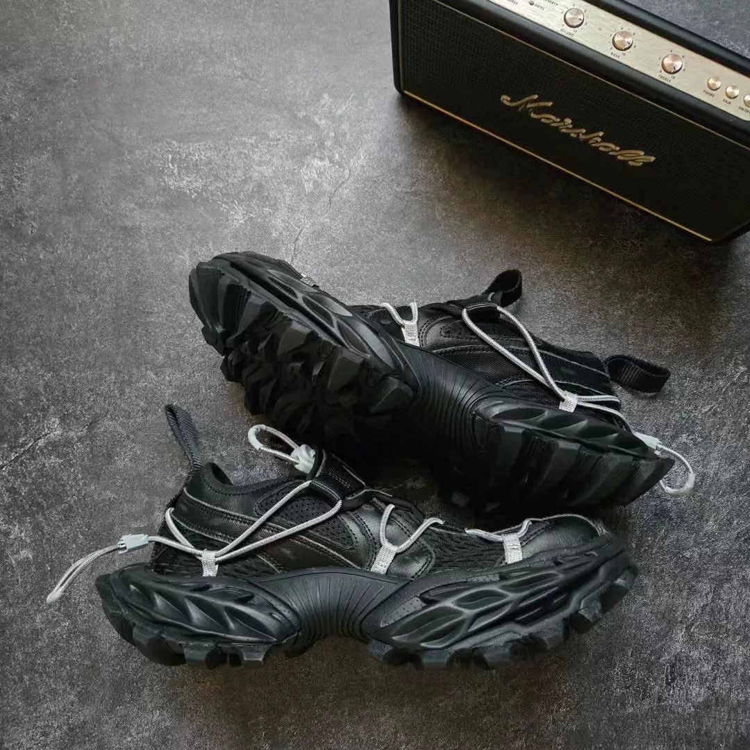 Balenciaga Balenciaga Black Lowtop Sneakers 25 Men Size US 10 / EU 43 - 2 Thumbnail