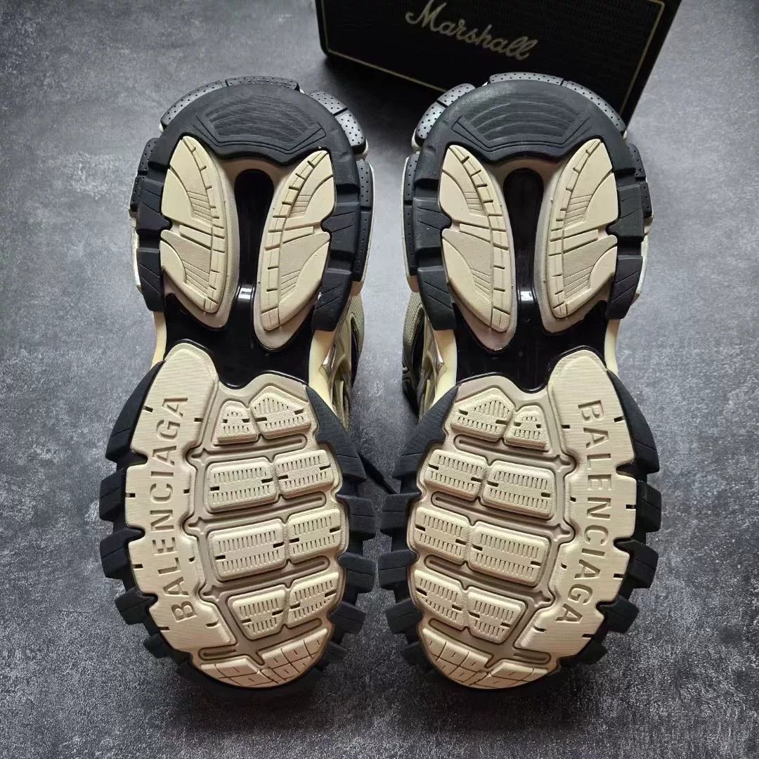 Balenciaga Balenciaga Brown Lowtop Sneakers 44 Men Size US 10.5 / EU 43-44 - 7 Thumbnail