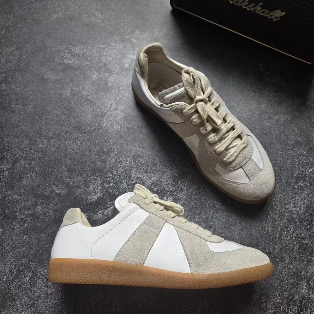 Maison Margiela Maison Margiela White Lowtop Sneakers 38 Women Size US 7.5 / IT 37.5 - 5 Thumbnail