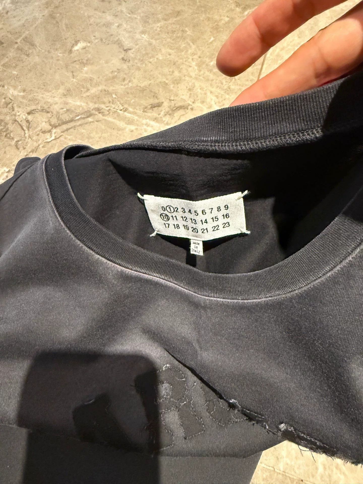 Maison Margiela Maison Margiela Printed Graphic Gray T-Shirt S Men Size US S / EU 44-46 / 1 - 4 Thumbnail