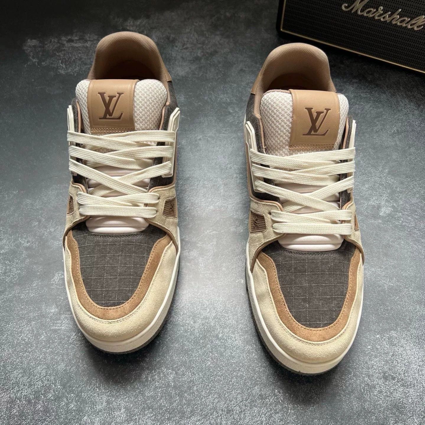 Louis Vuitton Louis Vuitton Training Brown Lowtop Sneakers 9.5 Men Size US 9.5 / EU 42-43 - 4 Thumbnail