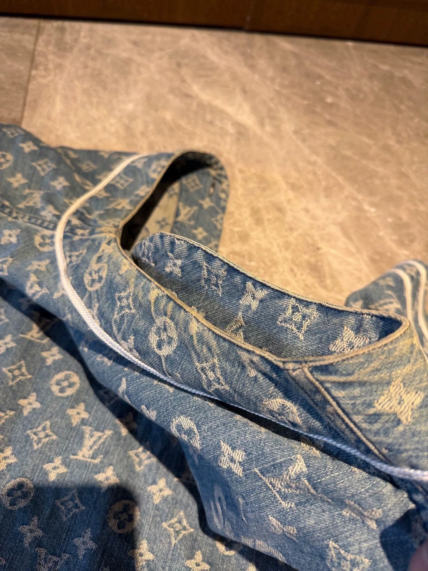 Louis Vuitton Louis Vuitton Shirt XXL Men Size US XXL / EU 58 / 5 - 5 Thumbnail