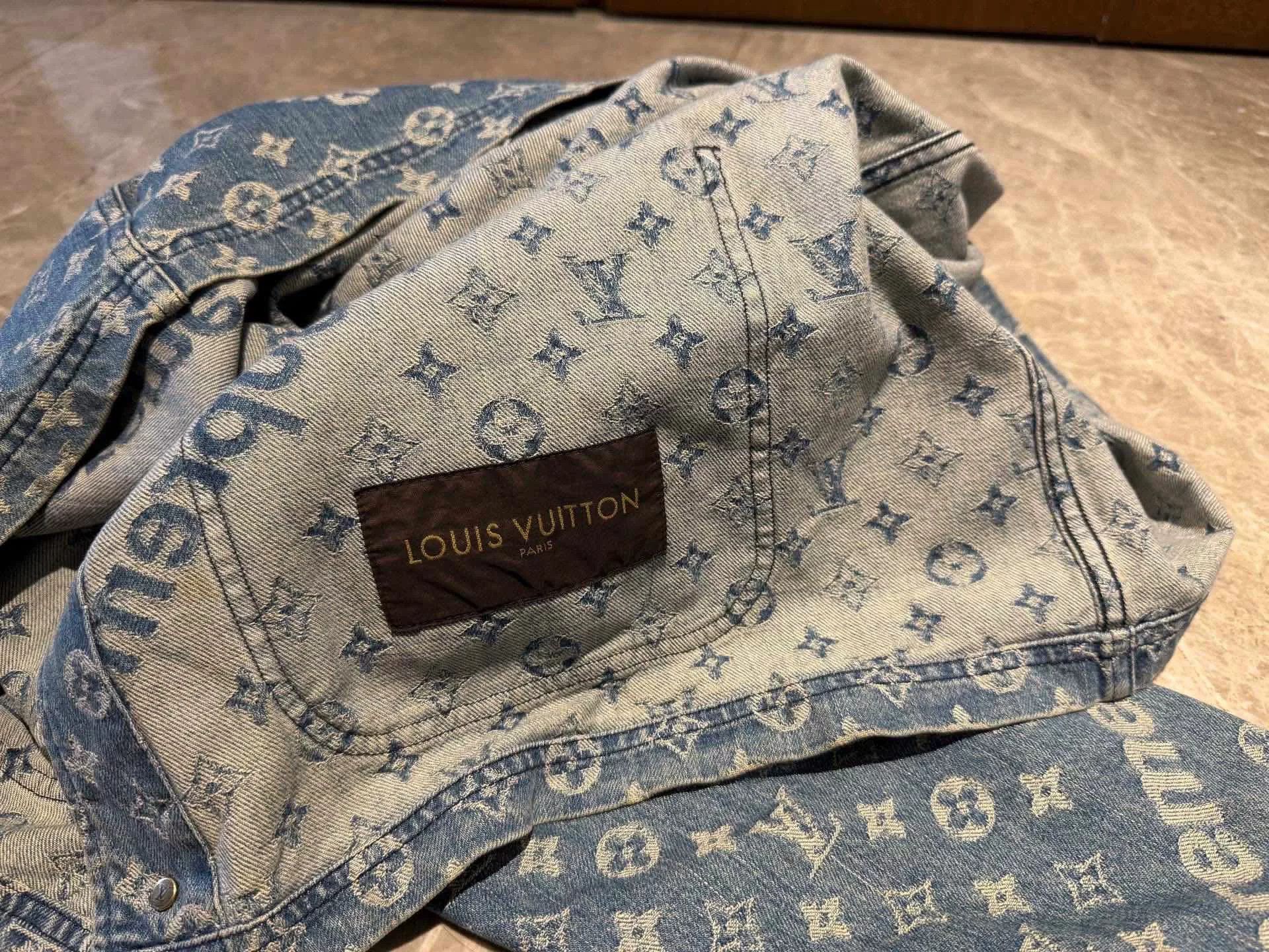 Louis Vuitton Louis Vuitton Collab Denim Denim Jacket Men Size US M / EU 48-50 / 2 - 5 Thumbnail