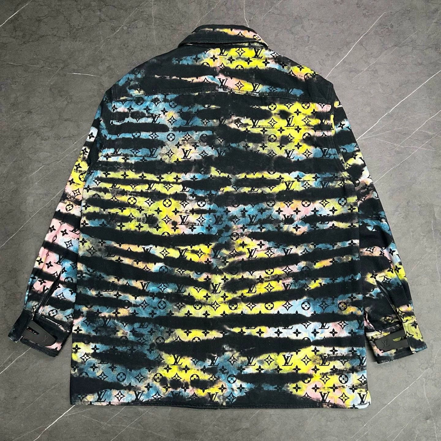 Louis Vuitton Louis Vuitton Retro Light Jacket L Men Size US L / EU 52-54 / 3 - 2 Thumbnail