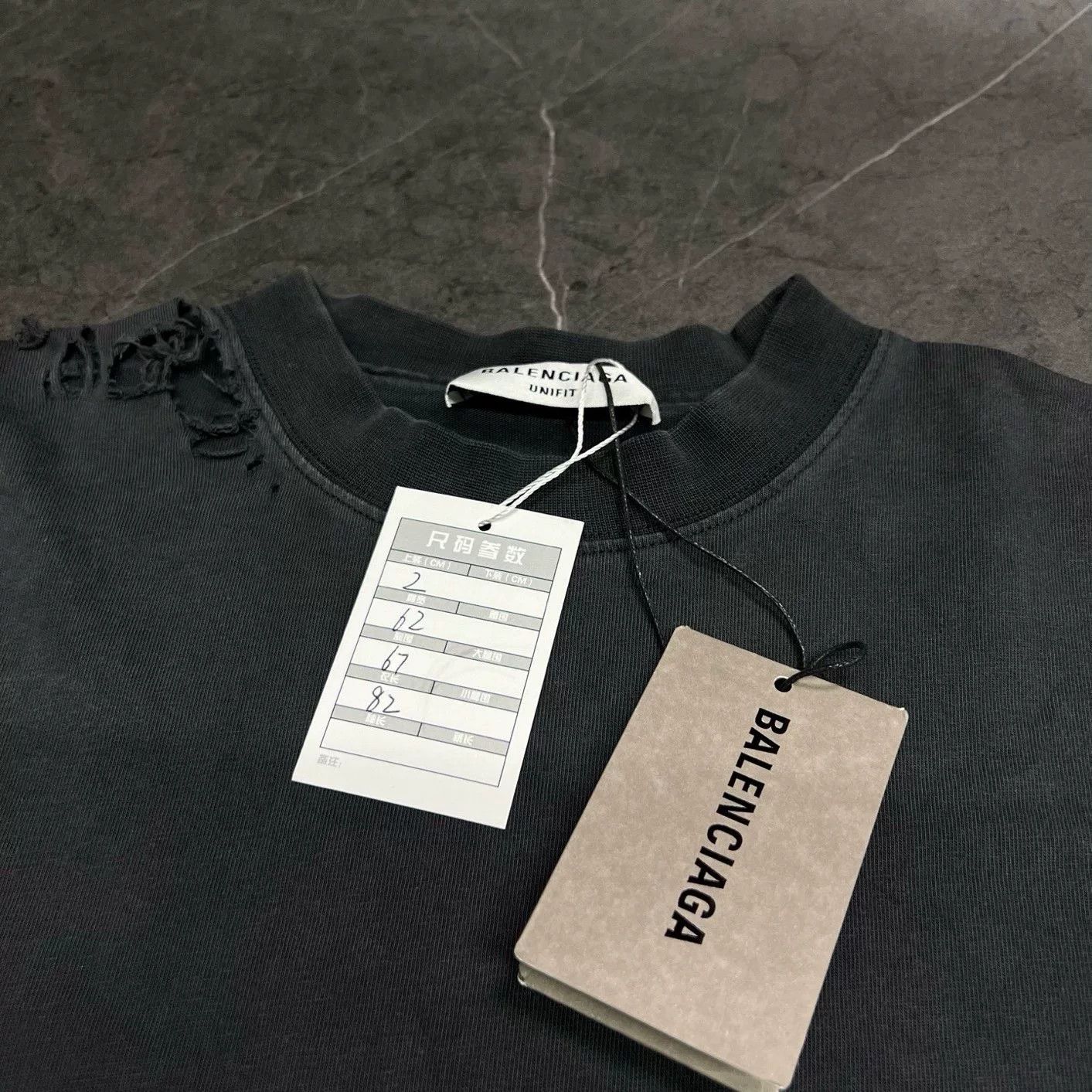 Balenciaga Balenciaga Red T-Shirt 22 Men Size US XS / EU 42 / 0 - 6 Thumbnail