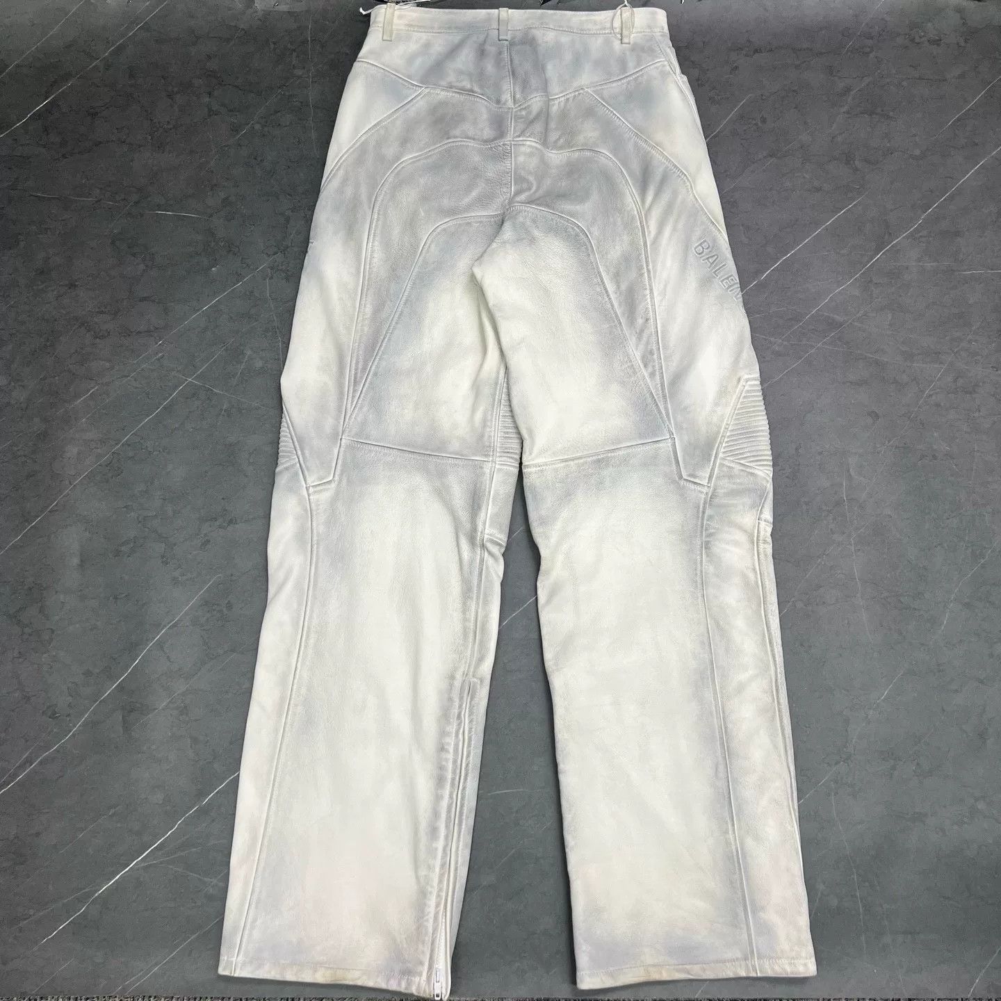 Balenciaga Balenciaga Jeans S Women Size 28" / US 6 / IT 42 - 2 Thumbnail