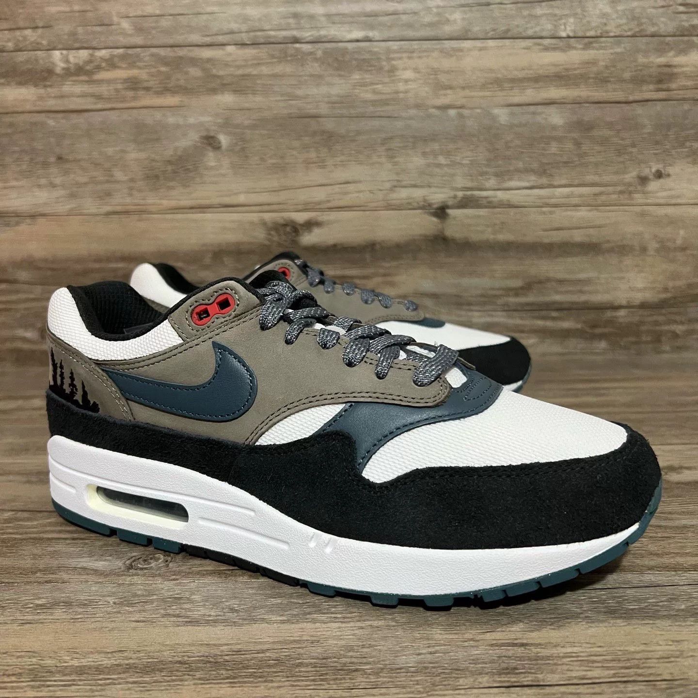 Nike Nike MAX 1 Black Lowtop Sneakers 43 Men Size US 10 / EU 43 - 2 Thumbnail