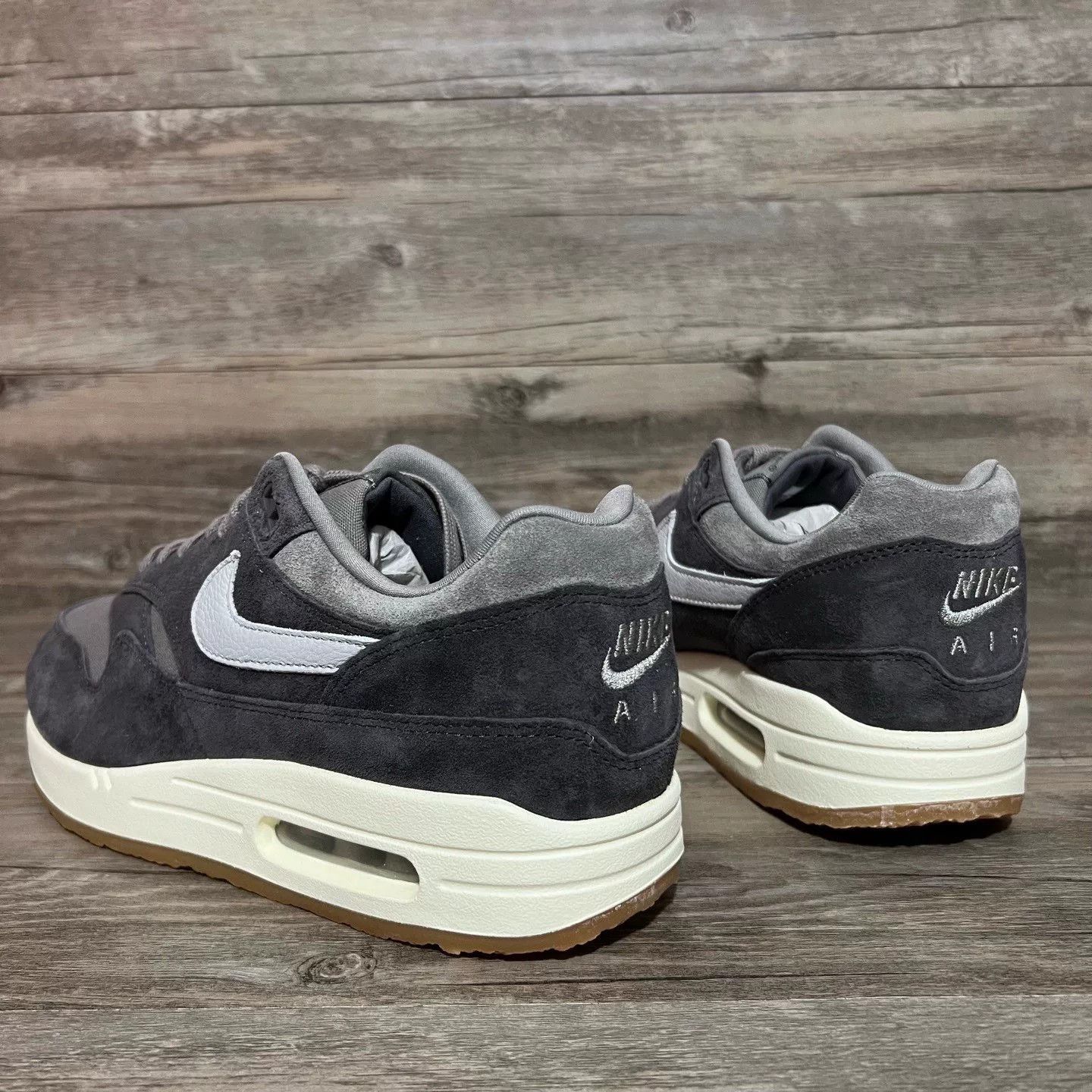 Nike Nike MAX 1 Gray Lowtop Sneakers 43 Men Size US 10 / EU 43 - 3 Thumbnail