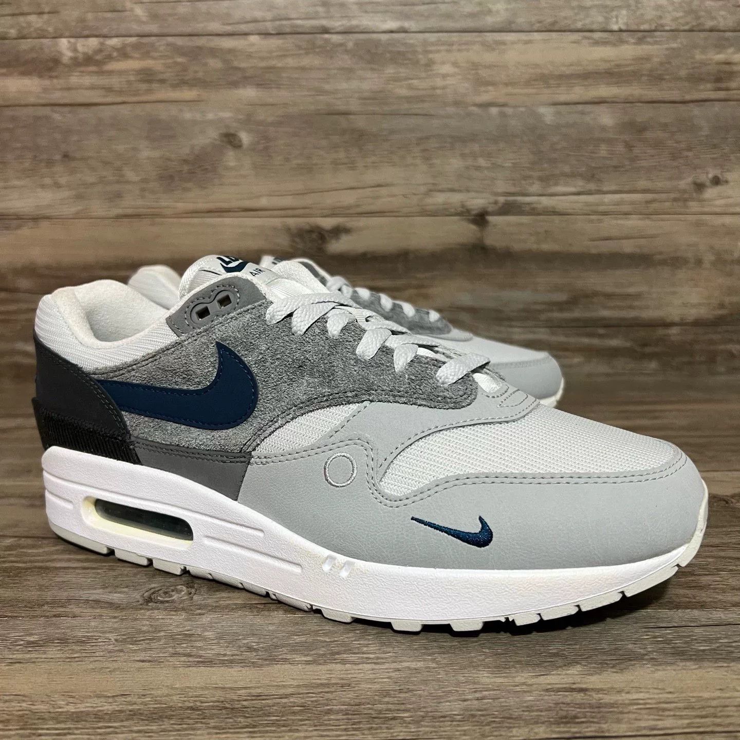Nike Nike MAX1 Limited Multi Lowtop Sneakers 44 Men Size US 10.5 / EU 43-44 - 2 Thumbnail