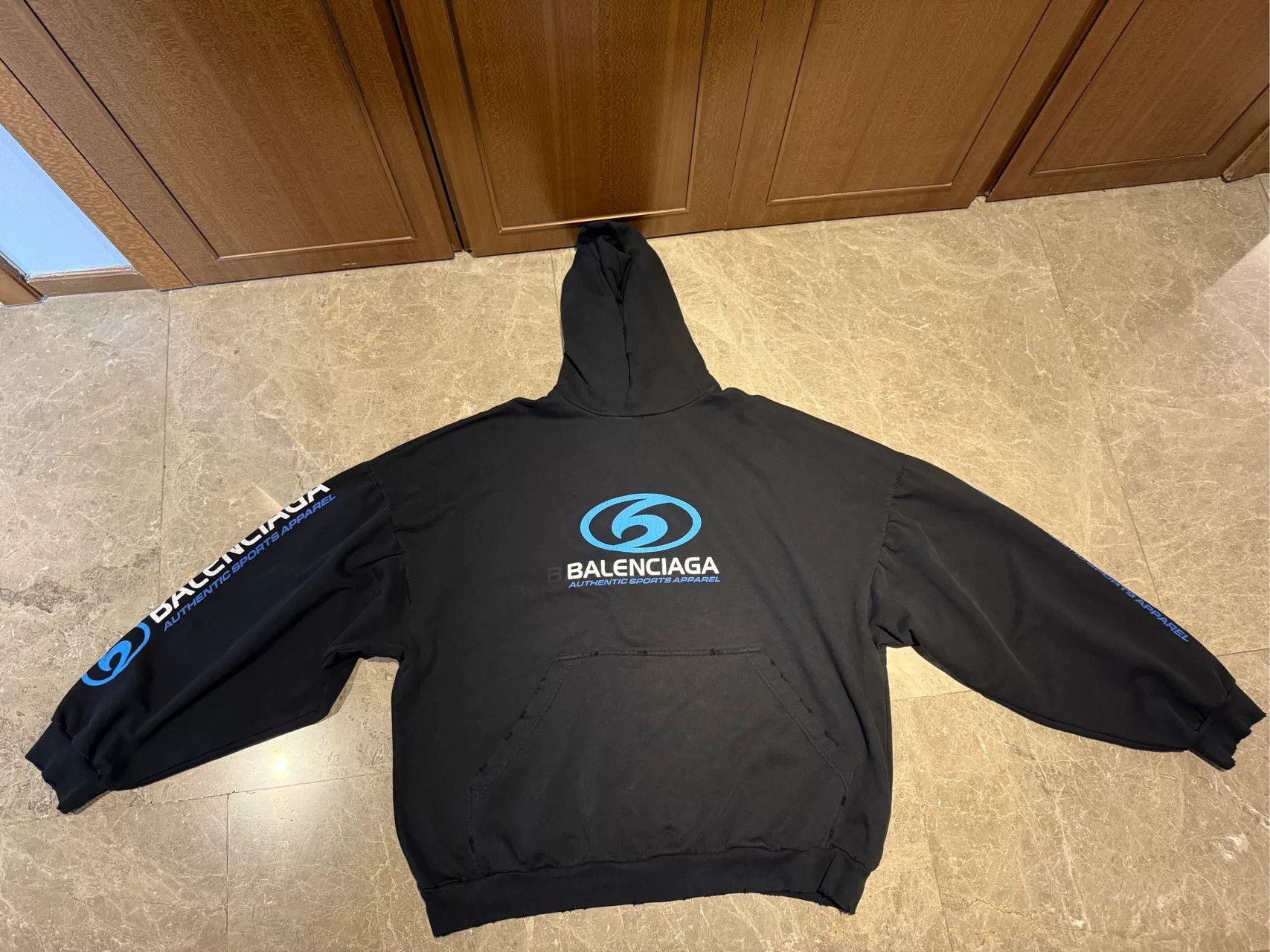 Balenciaga Balenciaga Black Hoodie 24 Men Size US XS / EU 42 / 0 - 2 Thumbnail