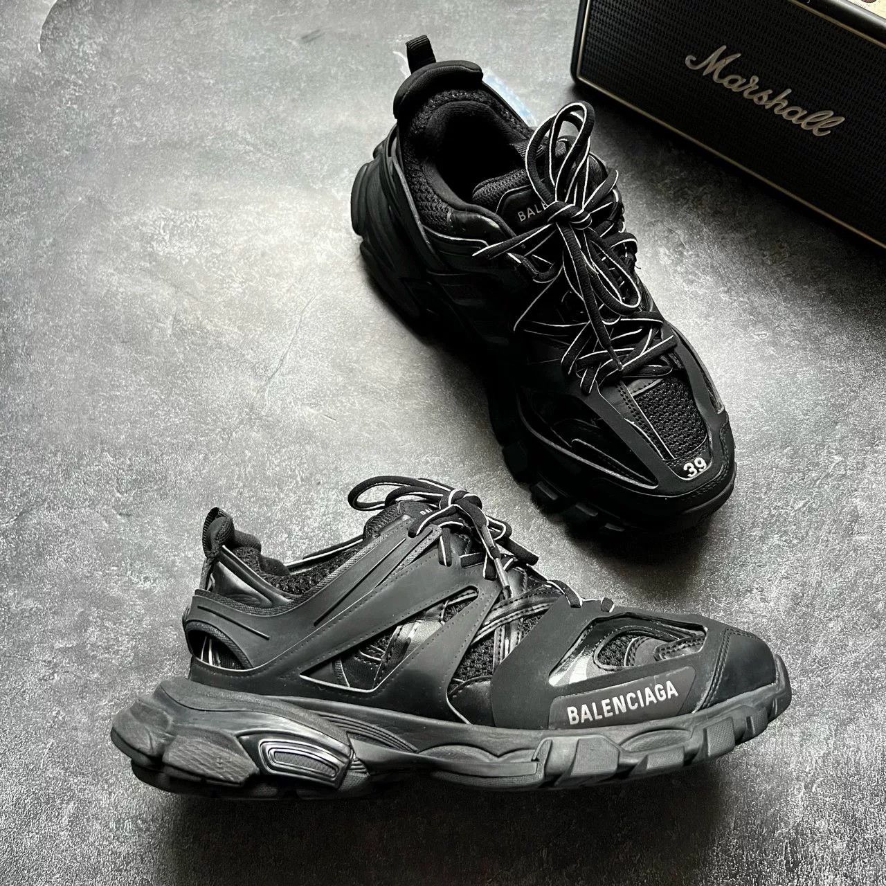 Balenciaga Balenciaga Black Lowtop Sneakers 39 Women Size US 8.5 / IT 38.5 - 5 Thumbnail