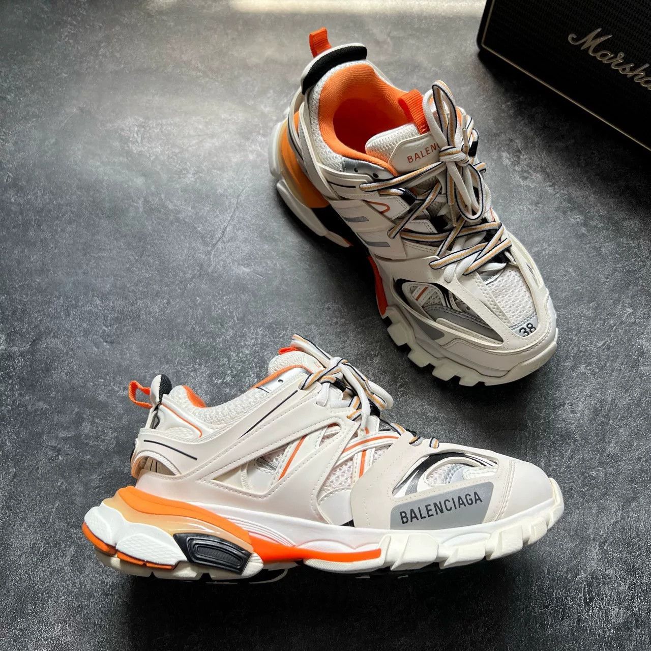 Balenciaga Balenciaga White Lowtop Sneakers 38 Men Size US 6 / EU 39 - 6 Thumbnail