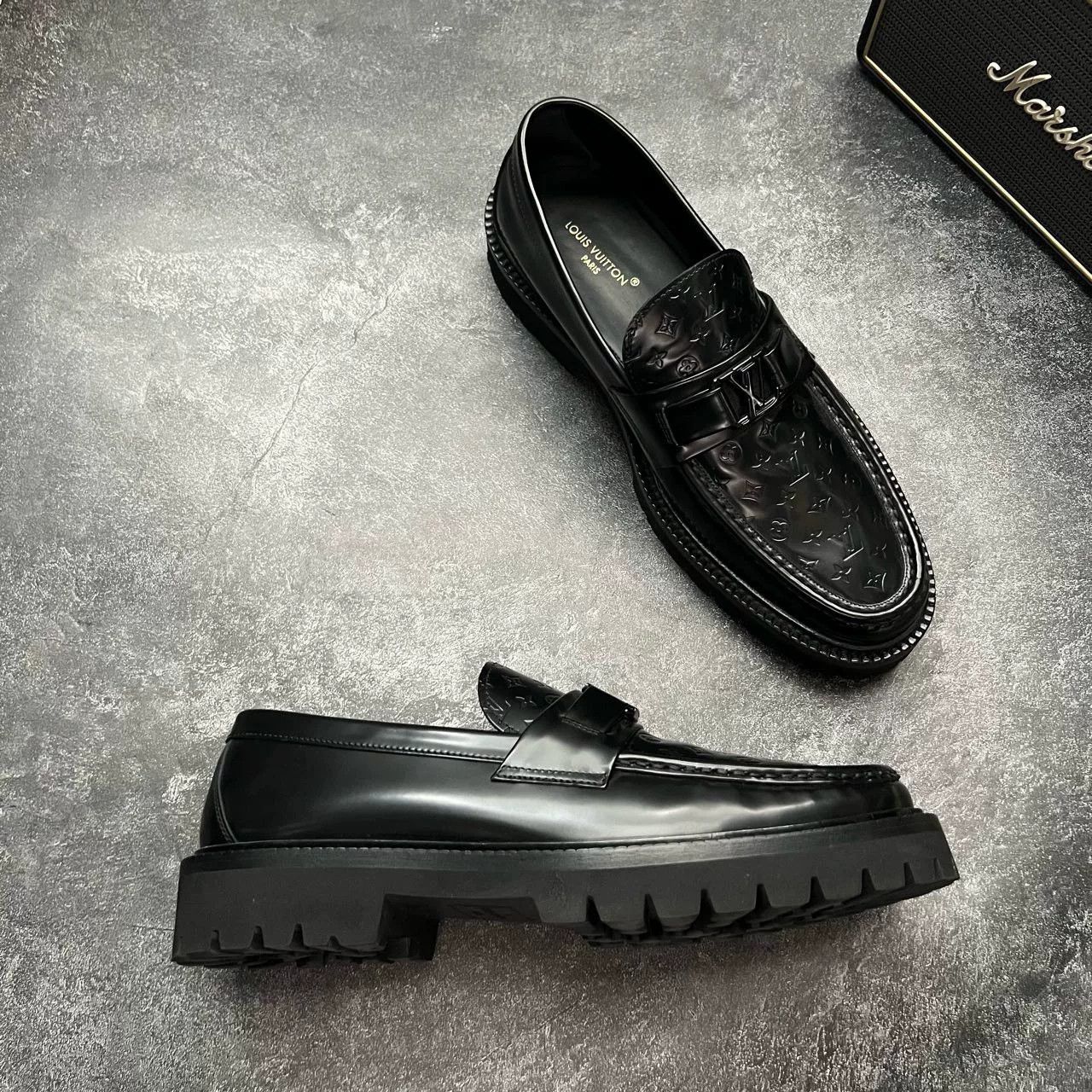 Louis Vuitton Louis Vuitton Lowtop Sneakers 42 Men Size US 9 / EU 42 - 5 Thumbnail
