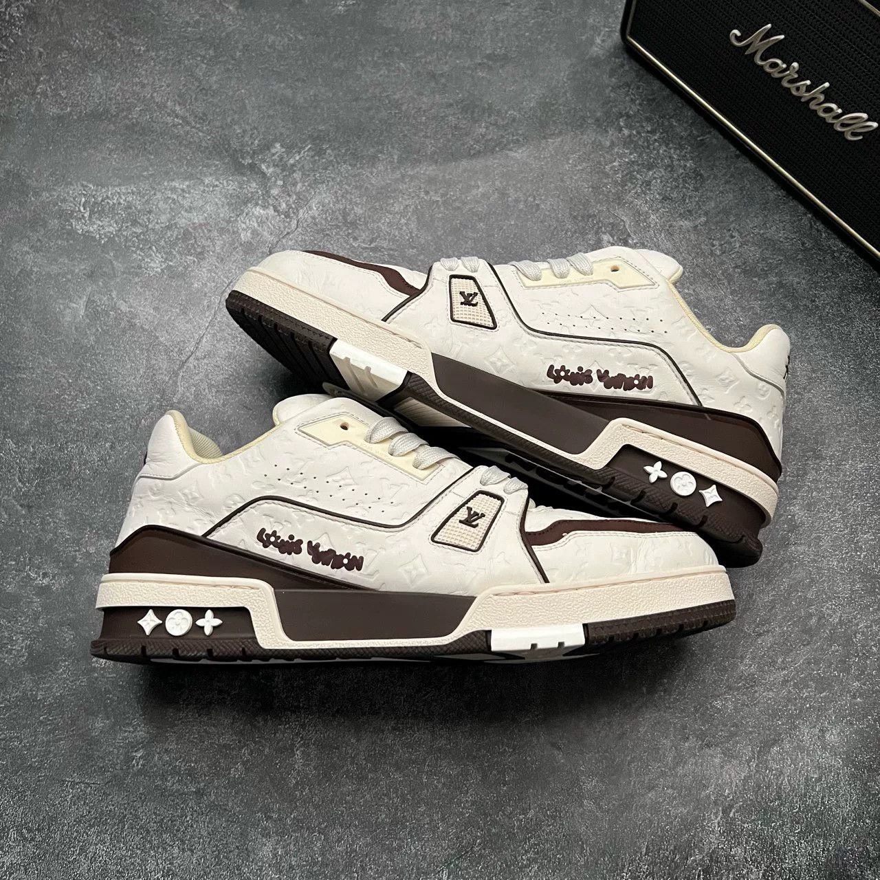 Louis Vuitton Louis Vuitton Training White Lowtop Sneakers 41 Men Size US 8.5 / EU 41-42 - 1 Thumbnail