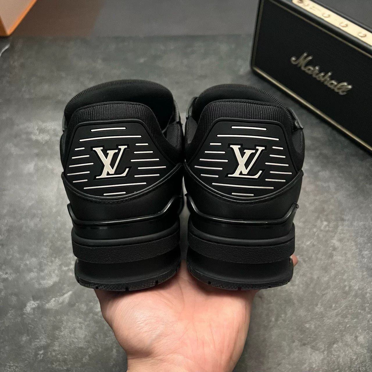 Louis Vuitton Louis Vuitton Training Black Lowtop Sneakers 41 Men Size US 8.5 / EU 41-42 - 7 Thumbnail