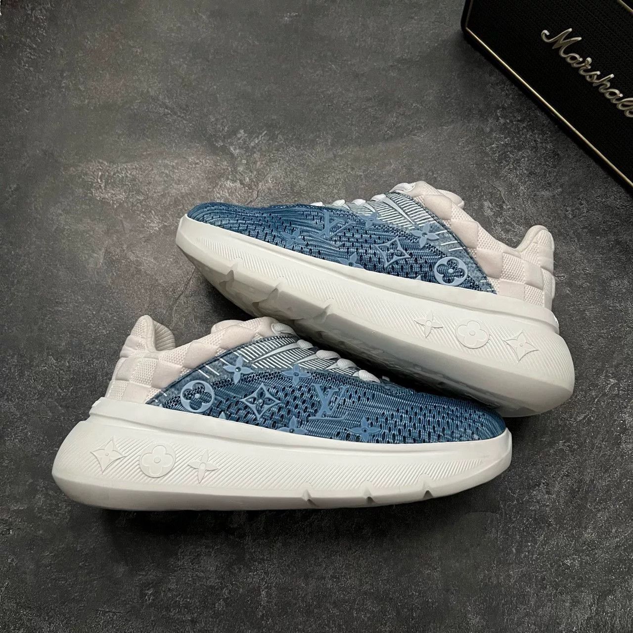 Louis Vuitton Louis Vuitton Blue Lowtop Sneakers 39 Men Size US 6.5 / EU 39-40 - 2 Thumbnail