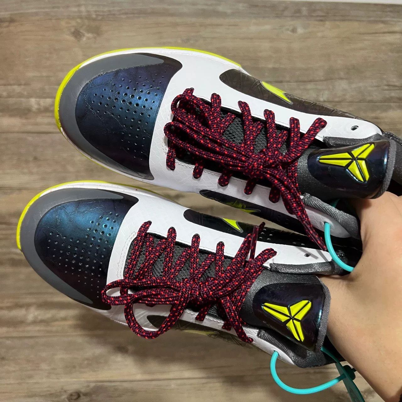 Nike Nike KOBE 5 Lowtop Sneakers 44 Men Size US 10.5 / EU 43-44 - 5 Thumbnail