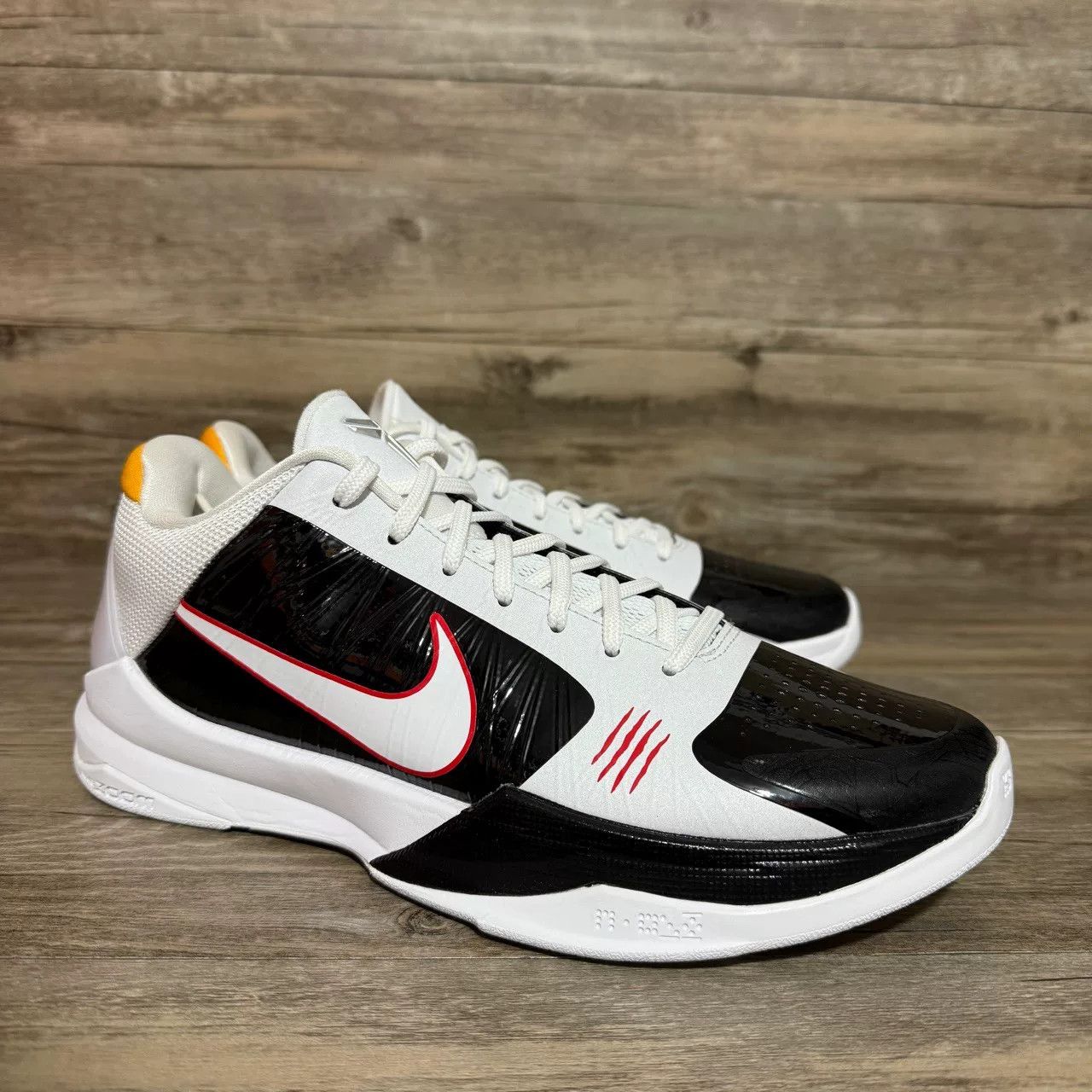 Nike Nike KOBE 5 Yellow Lowtop Sneakers 42 Men Size US 9 / EU 42 - 2 Thumbnail