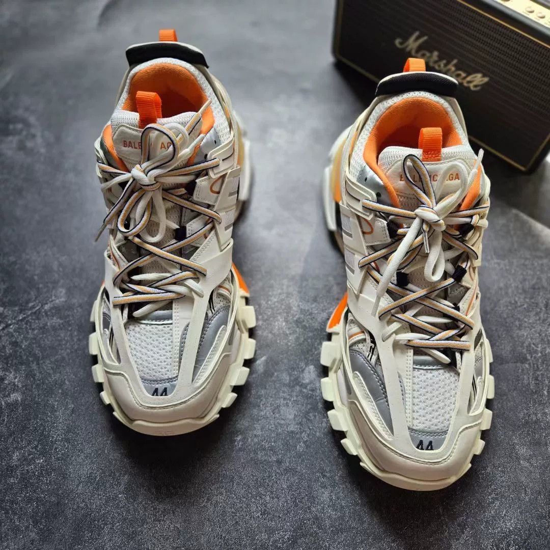 Balenciaga Balenciaga White Lowtop Sneakers 44 Men Size US 10.5 / EU 43-44 - 3 Thumbnail