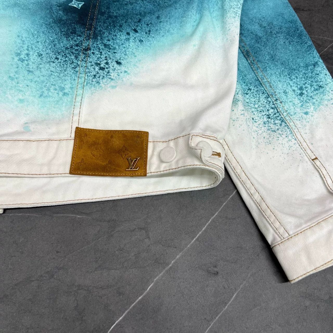 Louis Vuitton Louis Vuitton Denim Tie-Dye Multi Light Jacket 50 Men Size US XL / EU 56 / 4 - 6 Thumbnail