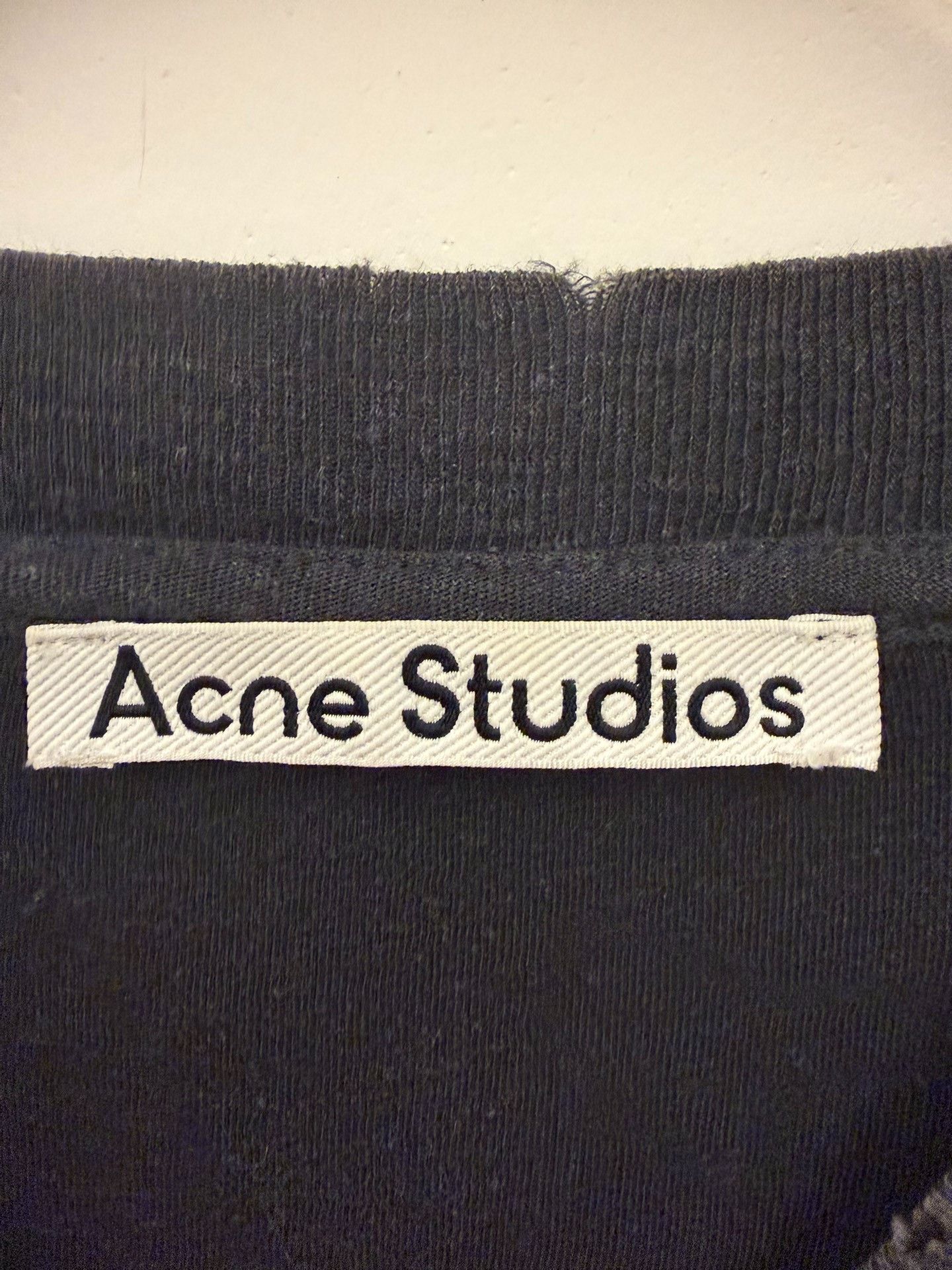 Acne Studios Acne Studios Printed Graphic Black Hoodie XXS Men Size US XXS / EU 40 - 3 Thumbnail