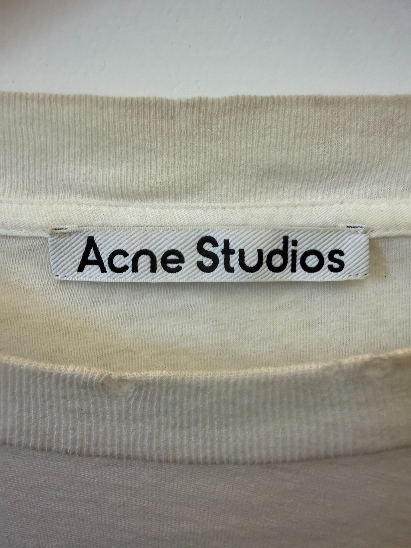 Acne Studios Acne Studios Retro Printed White T-Shirt M Women Size M / US 6-8 / IT 42-44 - 3 Thumbnail