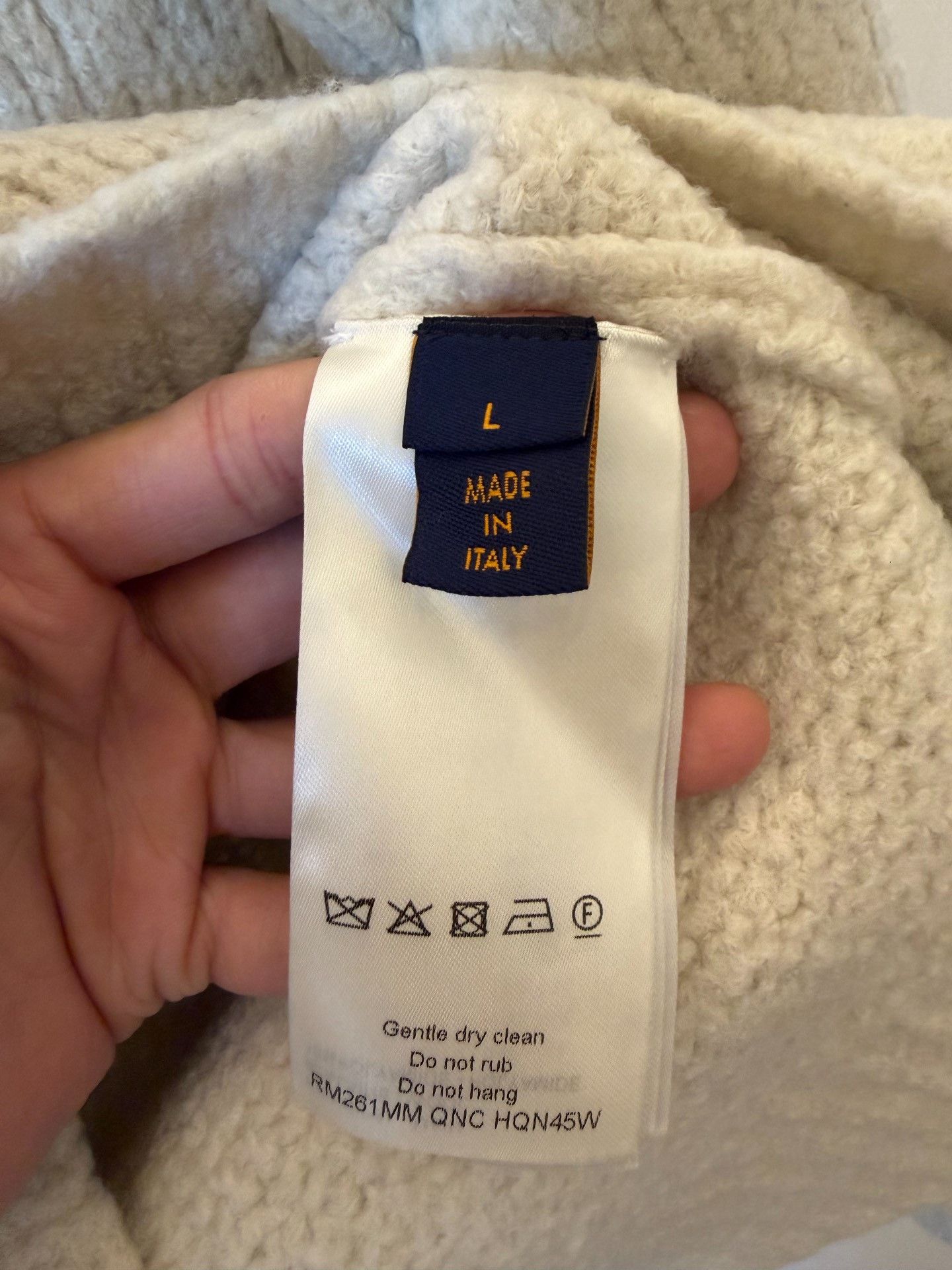Louis Vuitton Louis Vuitton White Sweater L Men Size US L / EU 52-54 / 3 - 4 Thumbnail