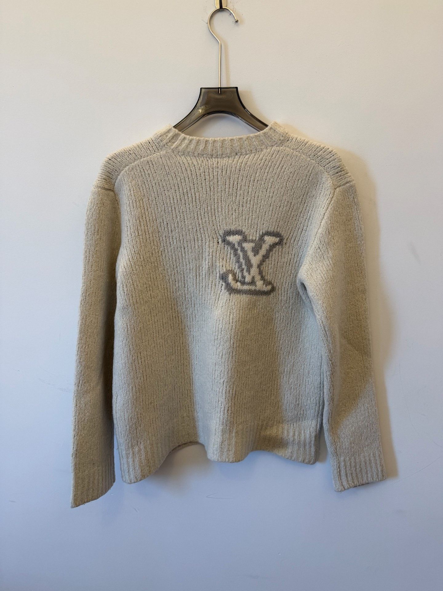 Louis Vuitton Louis Vuitton White Sweater L Men Size US L / EU 52-54 / 3 - 2 Thumbnail