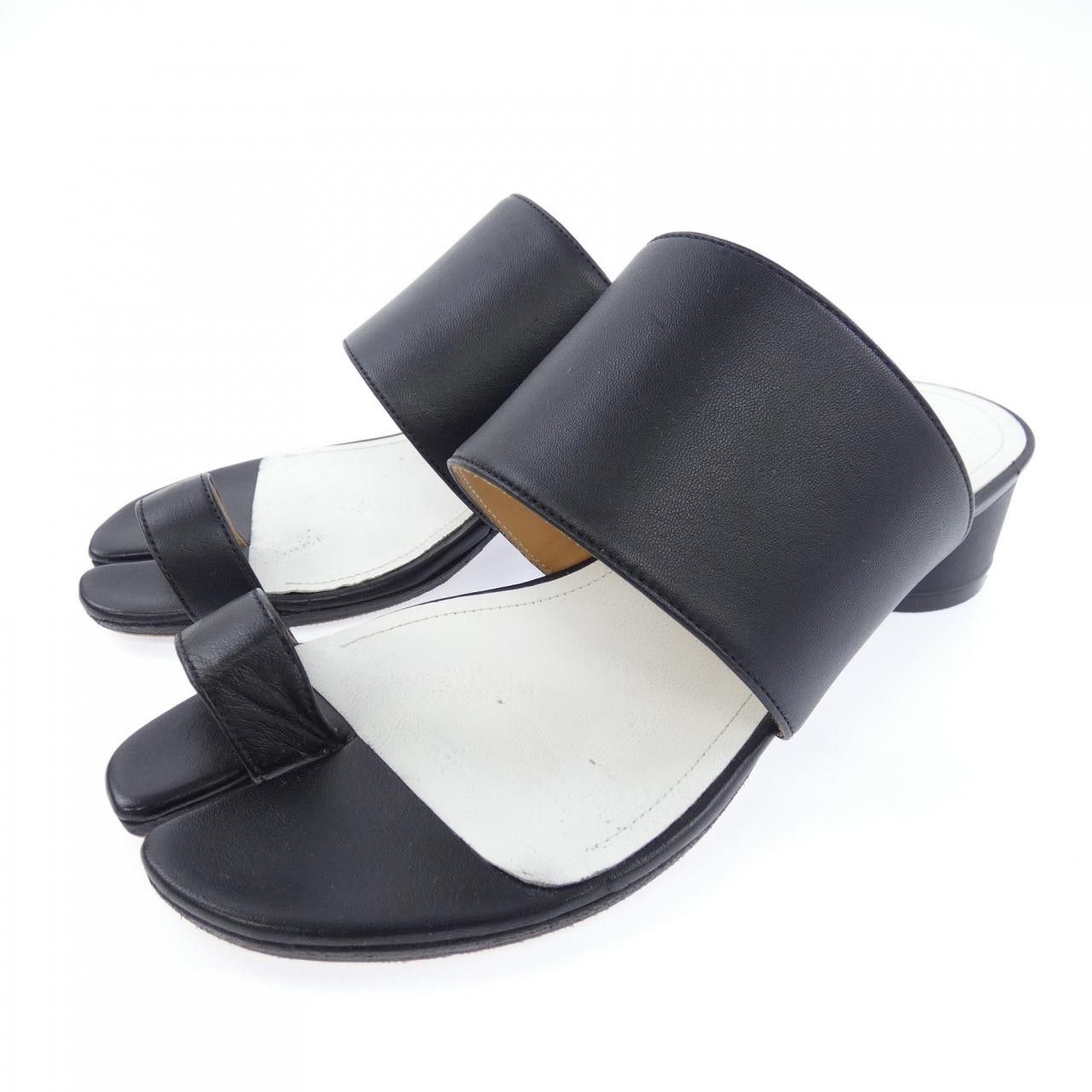 Maison Margiela Maison Margiela Maison Margiela Tabi Tong Sandal Plastic / Synthetic Shoes S58WP0234 DUTY FREE for USA Size ONE SIZE - 3 Thumbnail