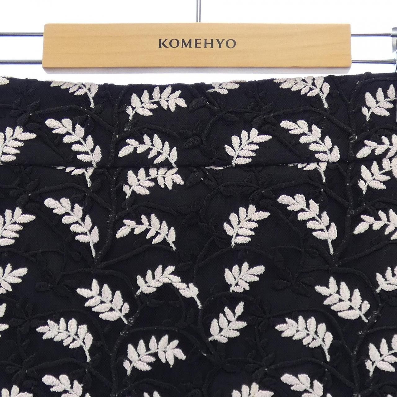 Dior Dior Christian Dior Skirt Others Skirts 6A21321A1818 DUTY FREE for USA Size ONE SIZE - 5 Thumbnail