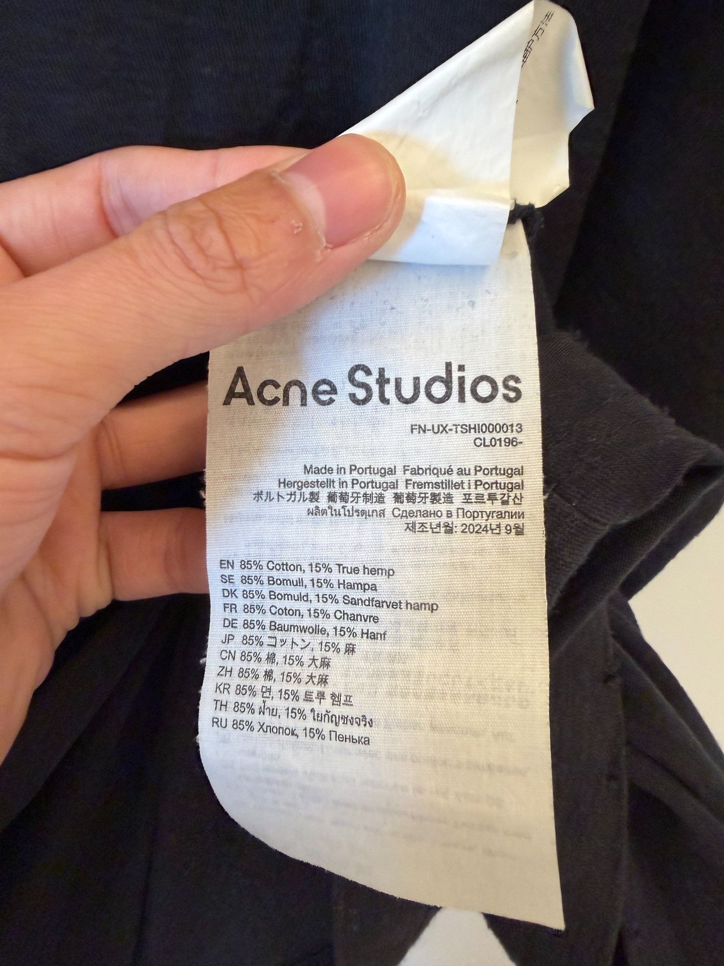 Acne Studios Acne Studios Printed Black T-Shirt M Men Size US M / EU 48-50 / 2 - 5 Thumbnail
