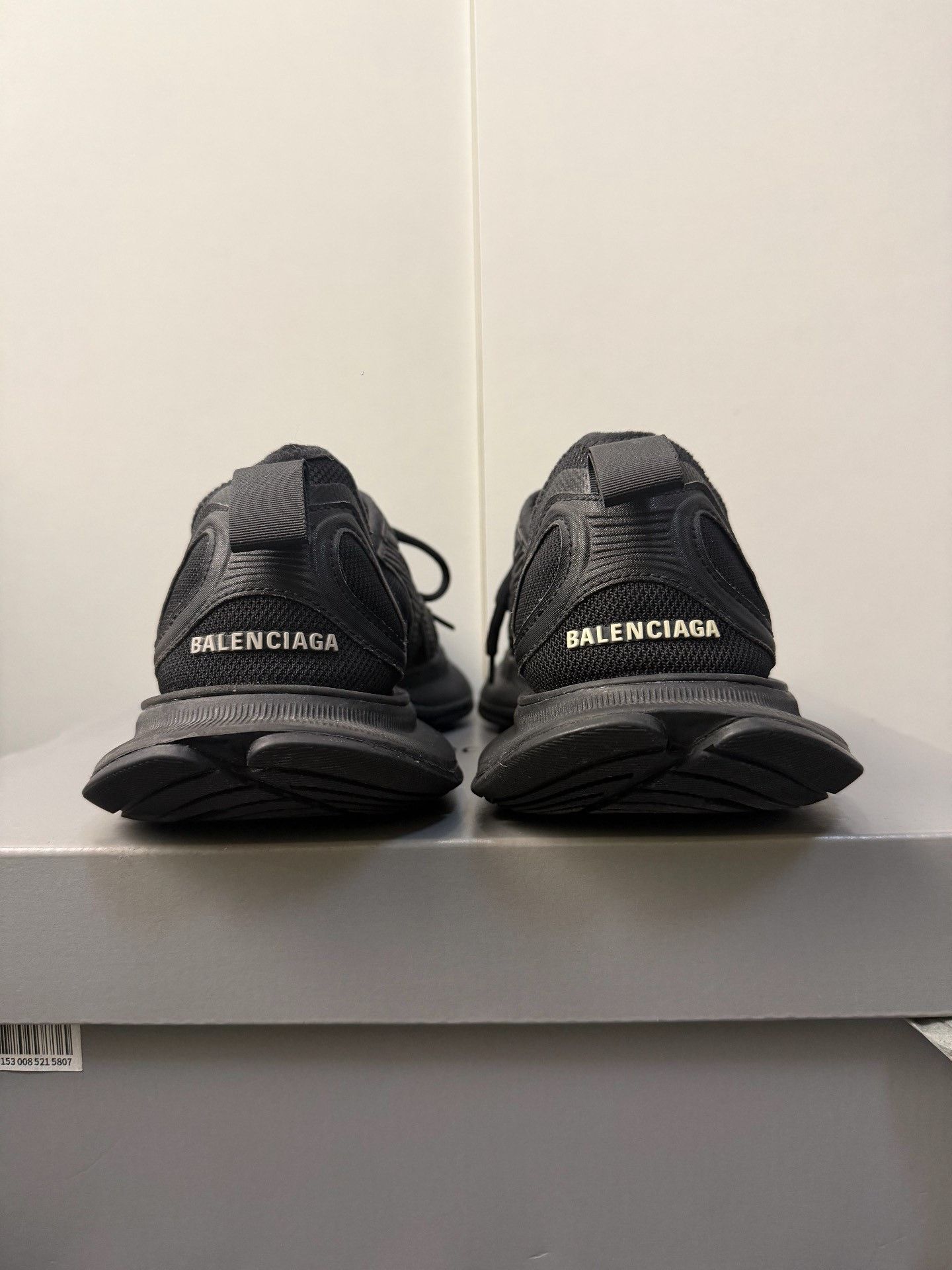 Balenciaga Balenciaga Black Lowtop Sneakers 41 Men Size US 8.5 / EU 41-42 - 4 Thumbnail