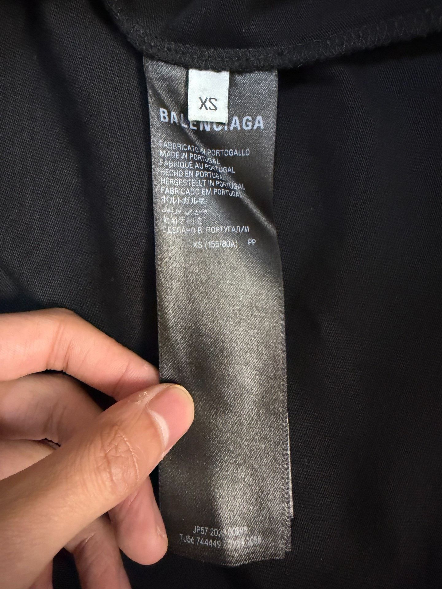 Balenciaga Balenciaga Retro Printed Black T-Shirt XS Men Size US XS / EU 42 / 0 - 4 Thumbnail
